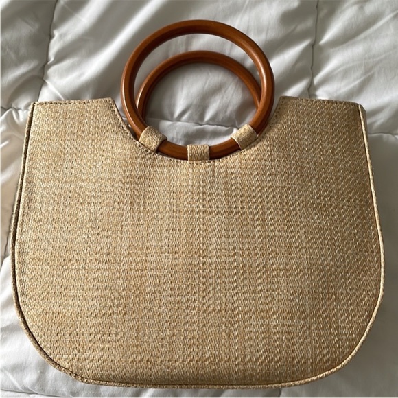 Summer straw bag with wooden handle | New - Picture 5 of 9